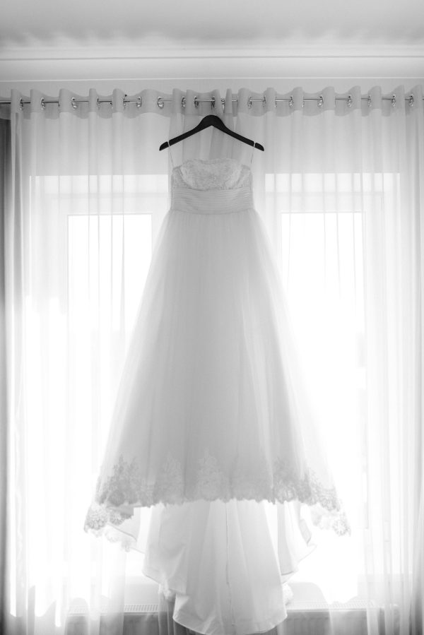 perfect wedding dress on the wedding day